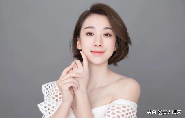 来自重庆的20位美女明星，个个肤白貌美，热辣滚烫，你最喜欢谁？-9.jpg