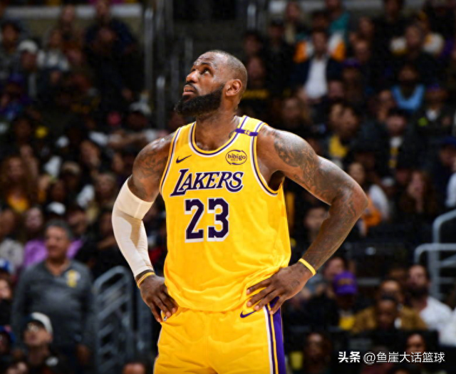 NBA最新排名！勇士渔翁得利，湖人两队甩开快船，西部乱成一锅粥-1.jpg