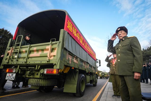 新华全媒头条|千里归途 英雄回家——记我国连续11年迎回在韩中国人民志愿军烈士遗骸-13.jpg